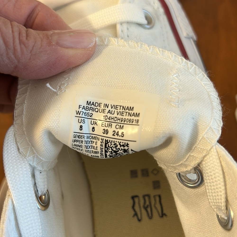 Converse Chuck Taylor All Star White Low Top Sneakers - Picture 9 of 10